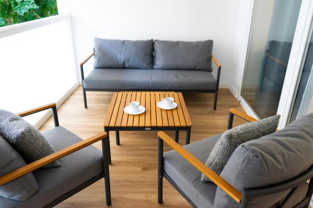 Alma Maritima Apartment Malaga Exterior photo